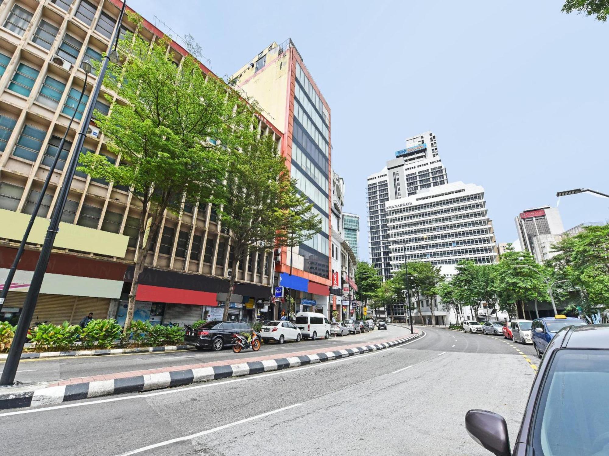 OYO 90572 J Hostels Jalan Ampang Kuala Lumpur Bagian luar foto