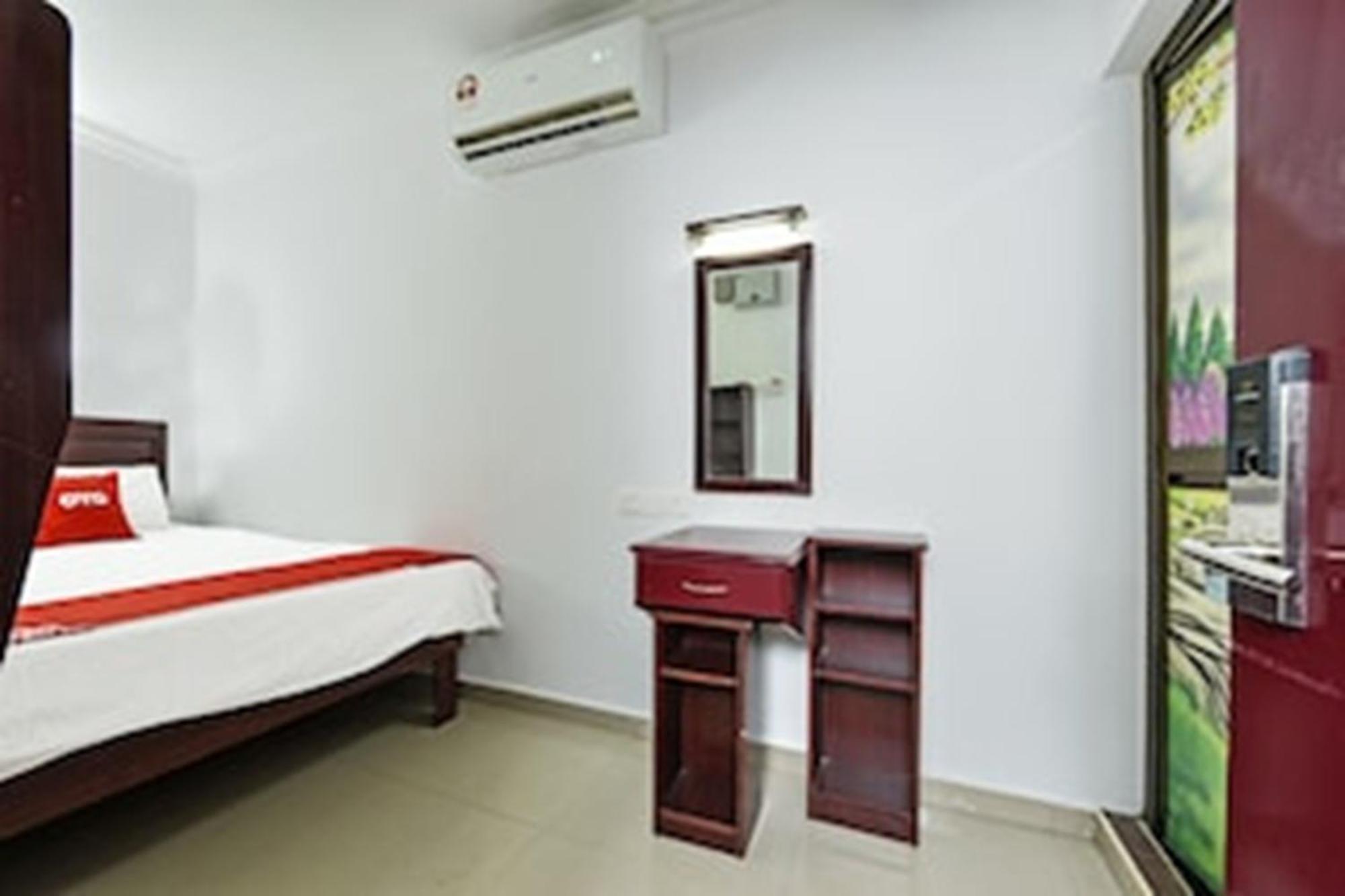 OYO 90572 J Hostels Jalan Ampang Kuala Lumpur Bagian luar foto